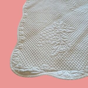 Vtg Williams Sonoma 70x108 Floral Leaf Medallion Boutis Ivory Cream Tablecloth